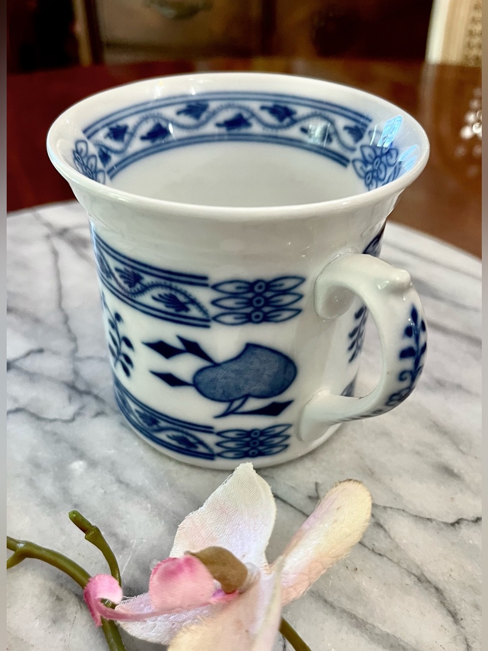 Vintage MCM Cibulák Blue Onion Porcelain Mug Derby Shape Czechoslovakia 1950s